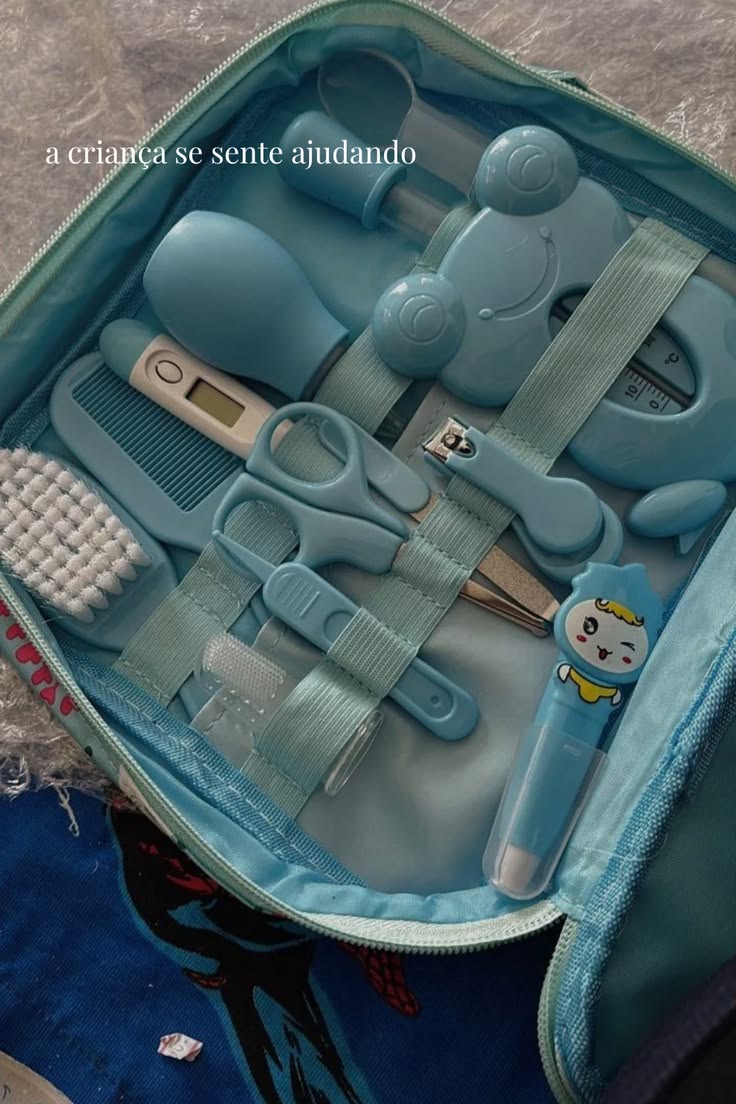 BABY GROOMING KIT